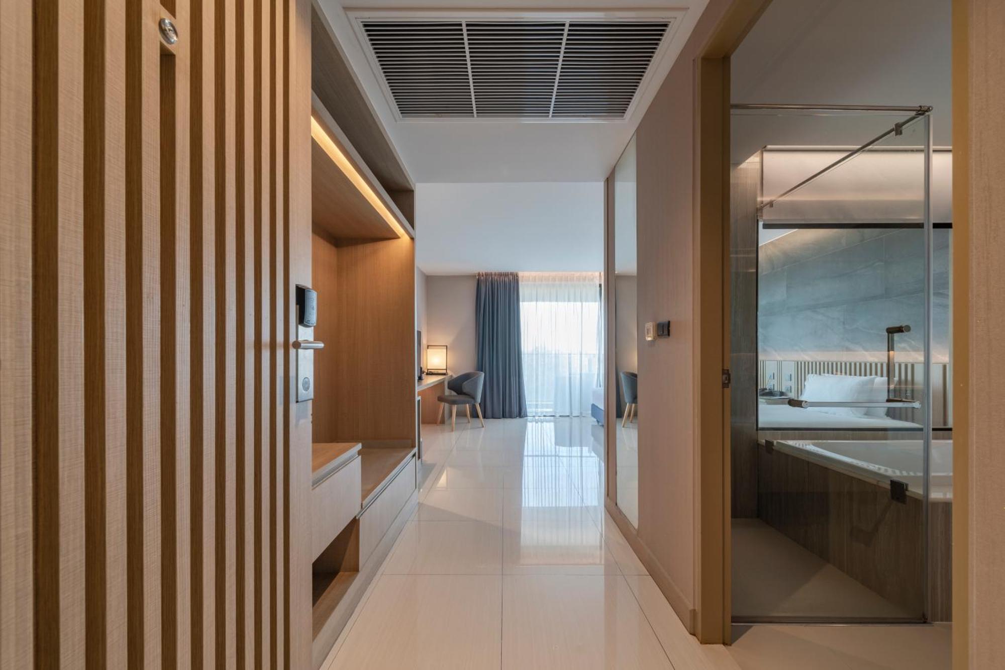 Отель Mandarin Eastville, - Sha Extra 5*